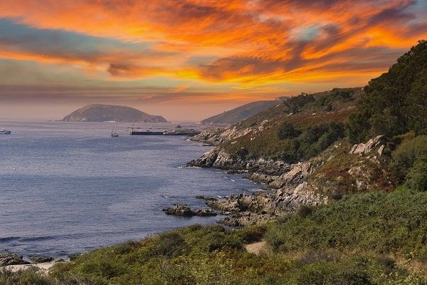 14 ISLANDS TO VISIT IN GALICIA
